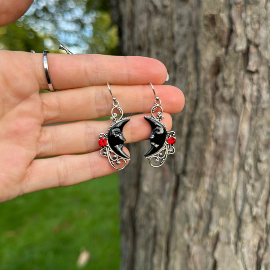 Cosmic Vintage Moon Earrings 'Vala'