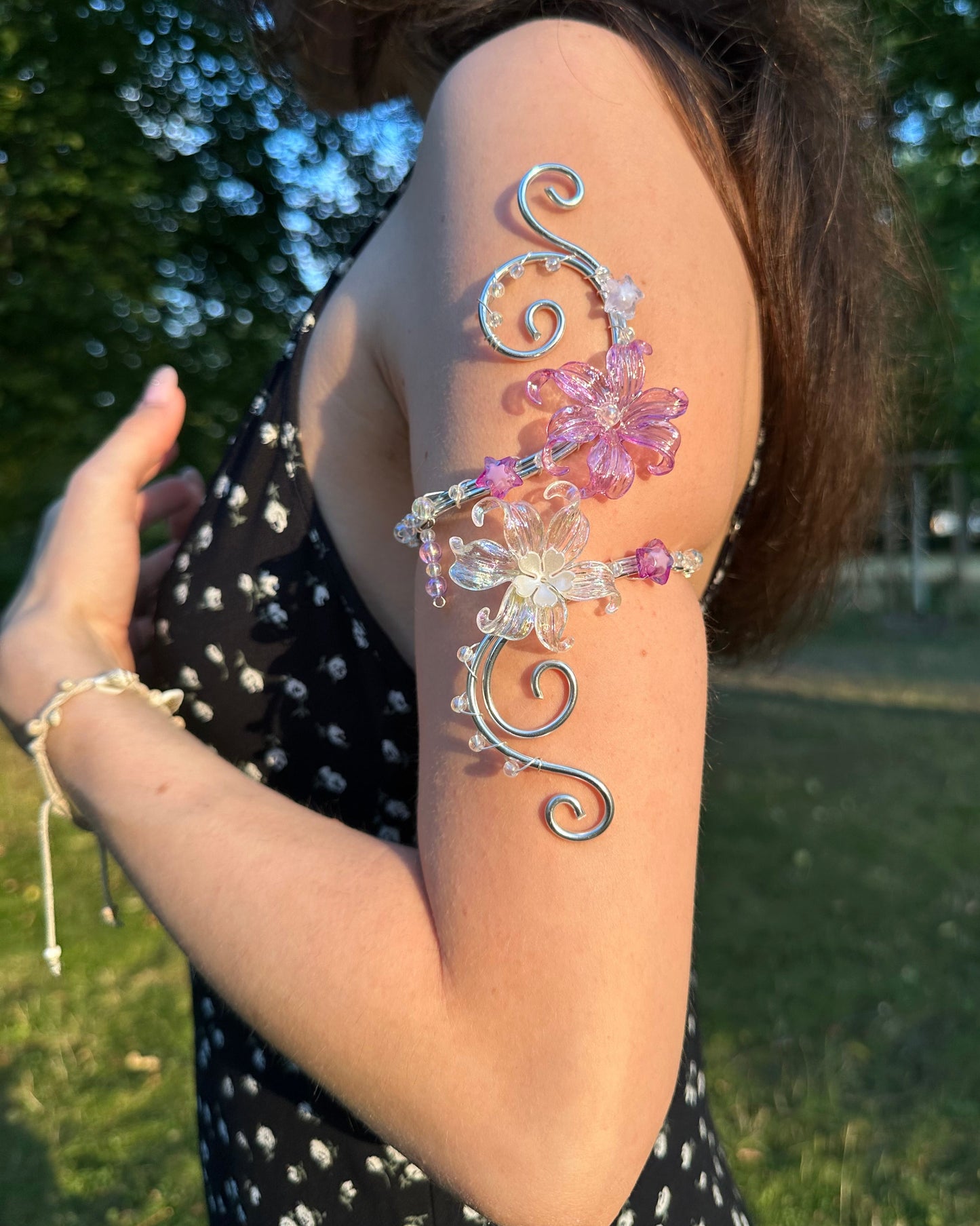 Oberarmreif Silber 'Jordy' – Handgemachter Fairycore Arm Cuff