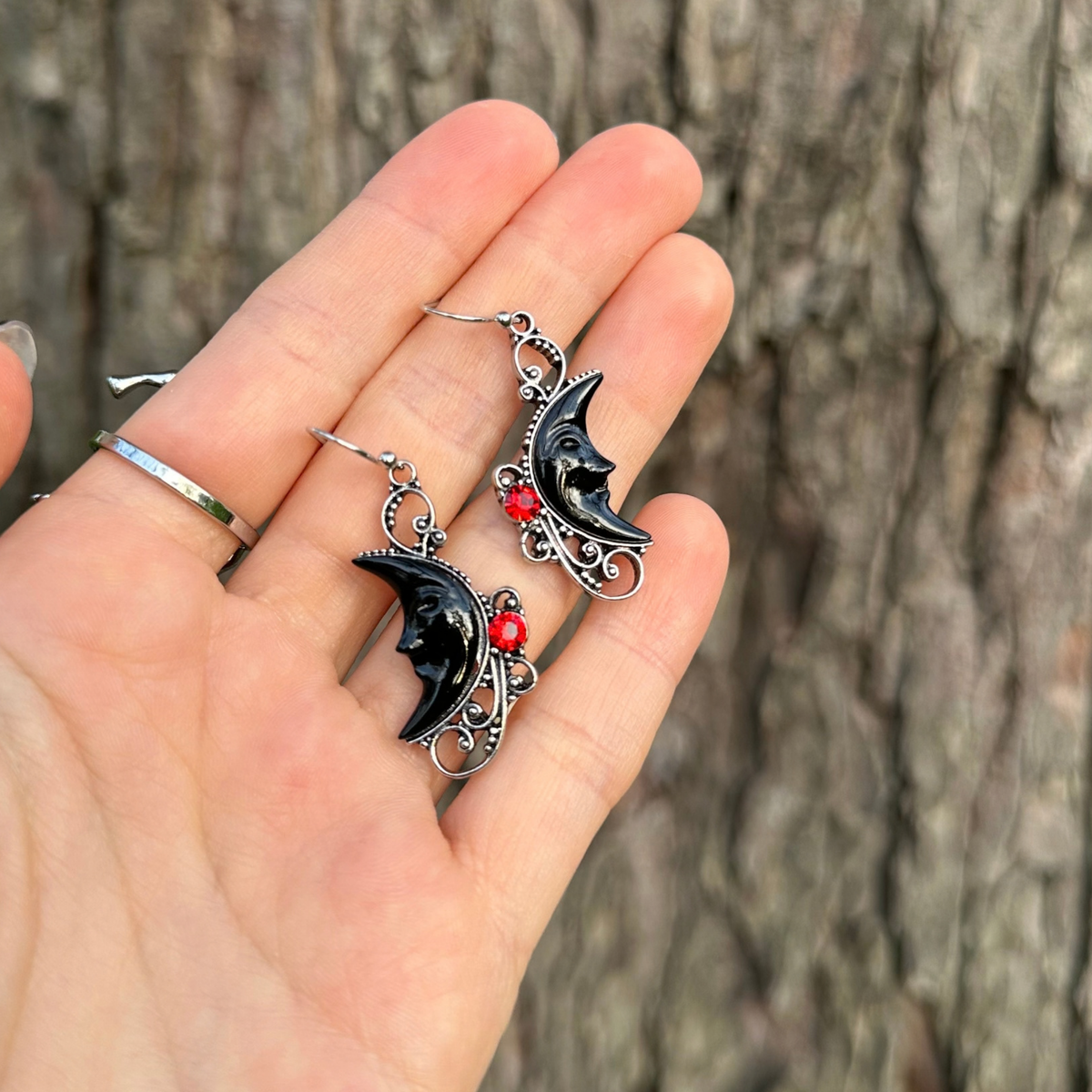Cosmic Vintage Moon Earrings 'Vala'