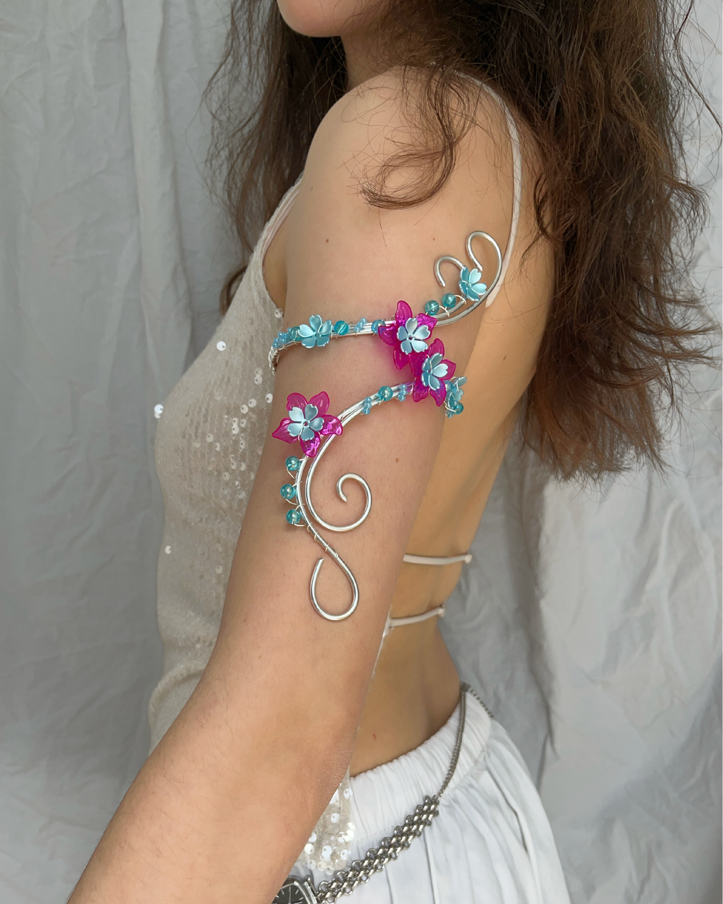Oberarmreif Silber 'Jessy' – Handgemachter Fairycore Arm Cuff
