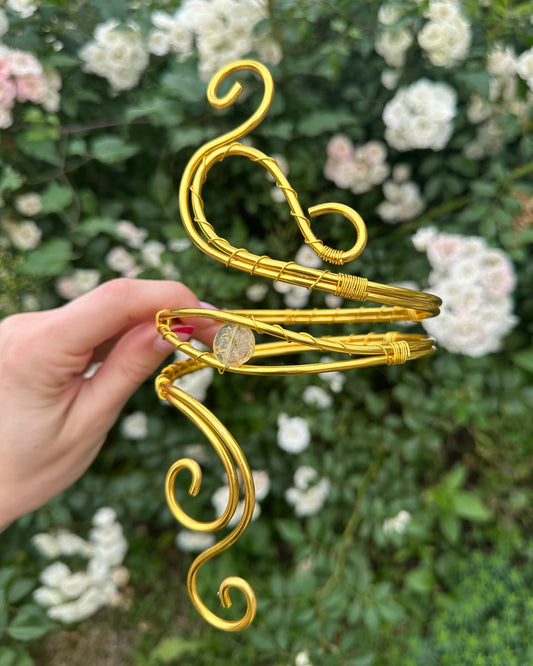 Oberarmreif Gold 'Ava' – Handgemachter Witchcore Arm Cuff Jewelry