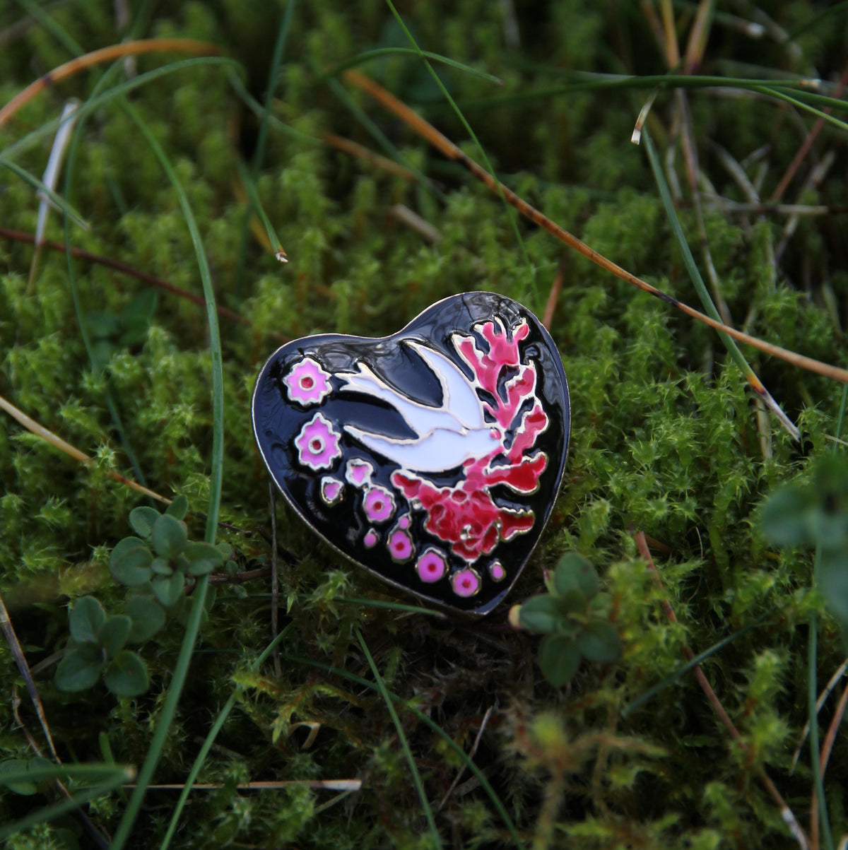 Golden Open Ring 'Vintage Lovebird'